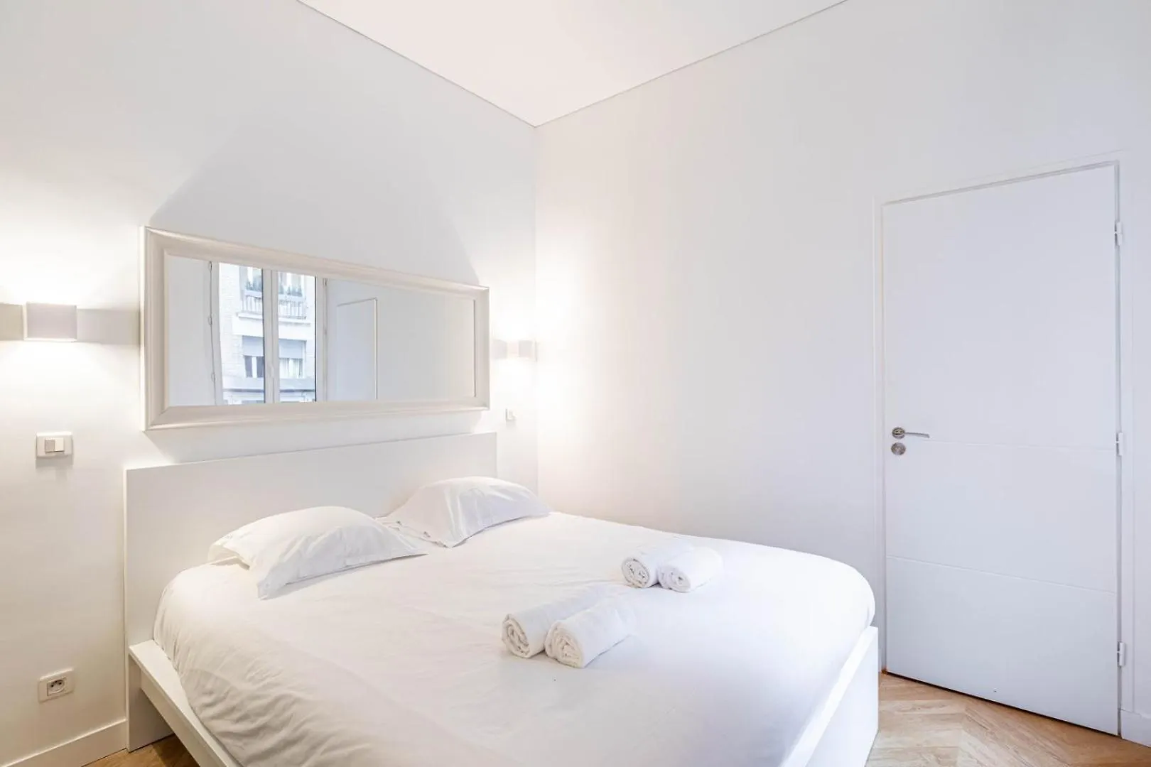 Guestready - Chic And Central Near Attractions Daire Paris Fransa