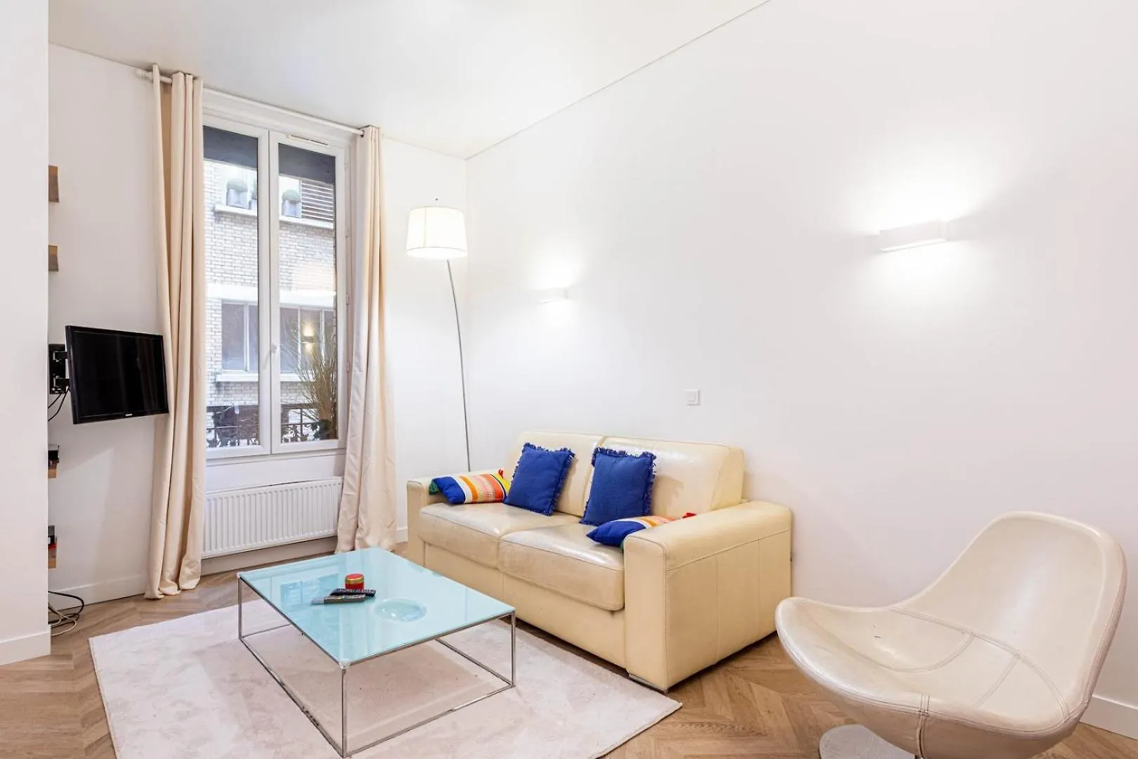 Guestready - Chic And Central Near Attractions Daire Paris