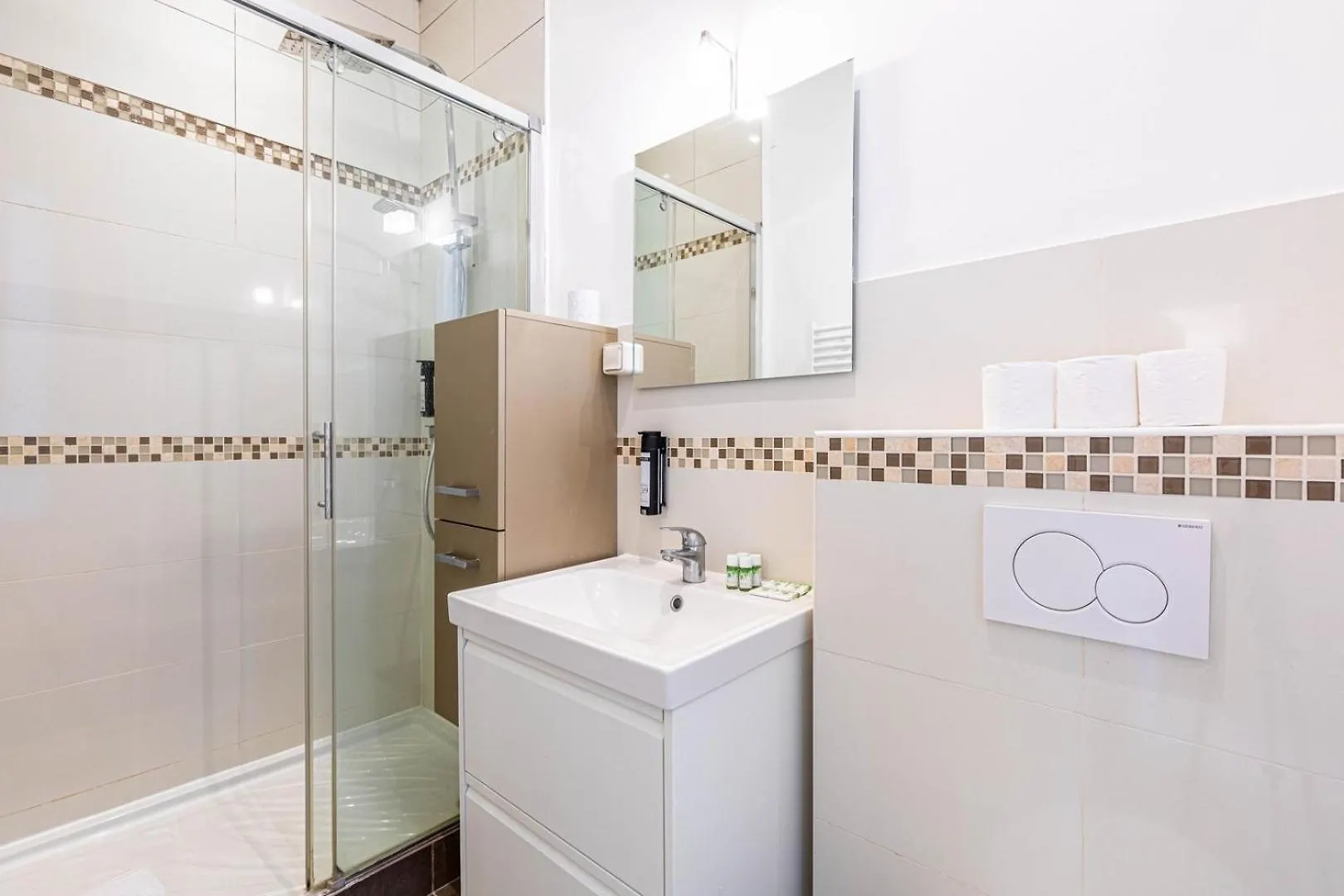 Guestready - Chic And Central Near Attractions Apartment Paris